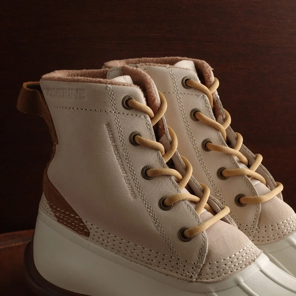 Wolverine Boots WMS SZ 9M Ivory Torrent Duck Water Resistant Leather Rain Chore